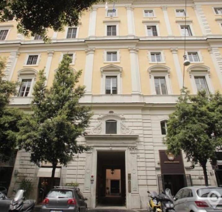 Beautiful Apartment Next To Piazza Di Spagna Rome Extérieur photo